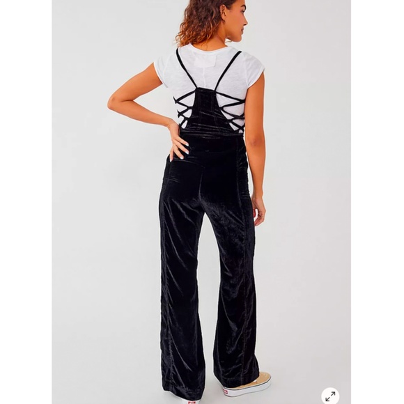 NWT Free People Black Velvet Overalls - Picture 2 of 5